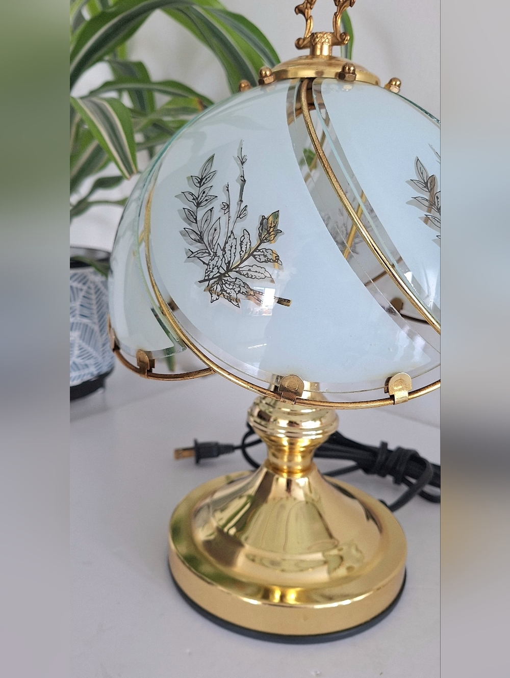 1 Touch lamp with 3 brightness levels